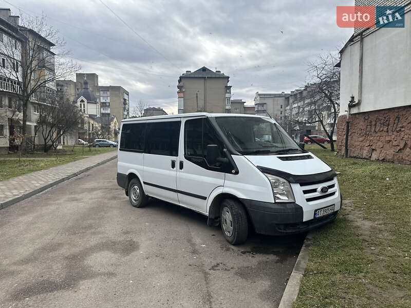 Мінівен Ford Transit Connect 2010 в Івано-Франківську