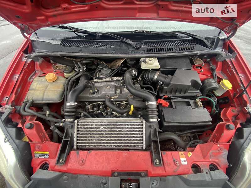 Мінівен Ford Transit Connect 2003 в Рівному