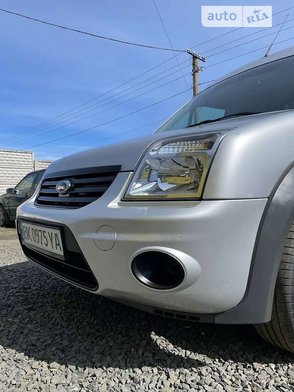 Вантажний фургон Ford Transit Connect 2011 в Костопілі