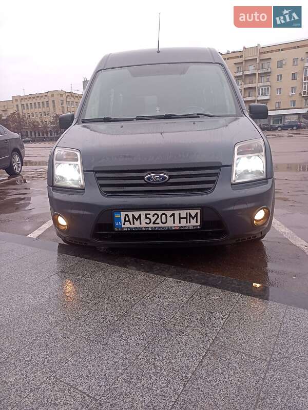 Ford Transit Connect 2011