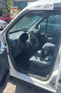 Грузовой фургон Ford Transit Connect 2013 в 