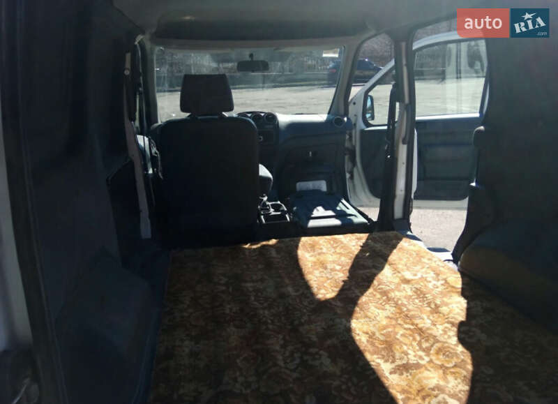 Минивэн Ford Transit Connect 2012 в Умани фото 6 Минивэн Ford Transit Connect 2012 в Умани