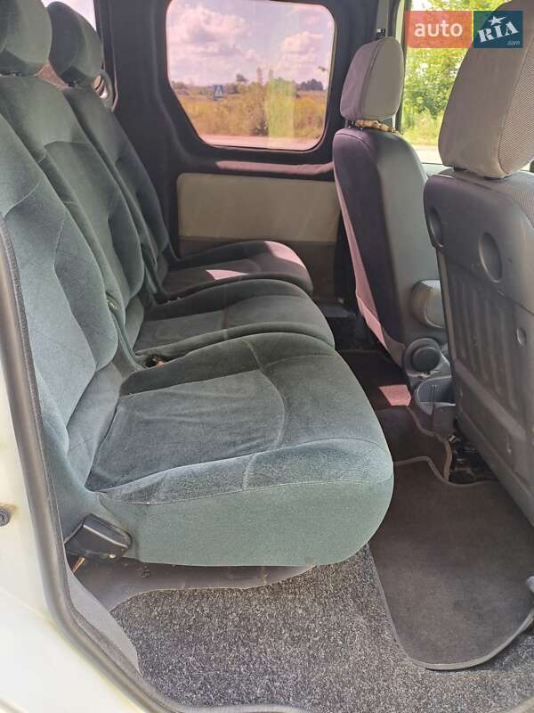 Мінівен Ford Transit Connect 2010 в Ізяславі