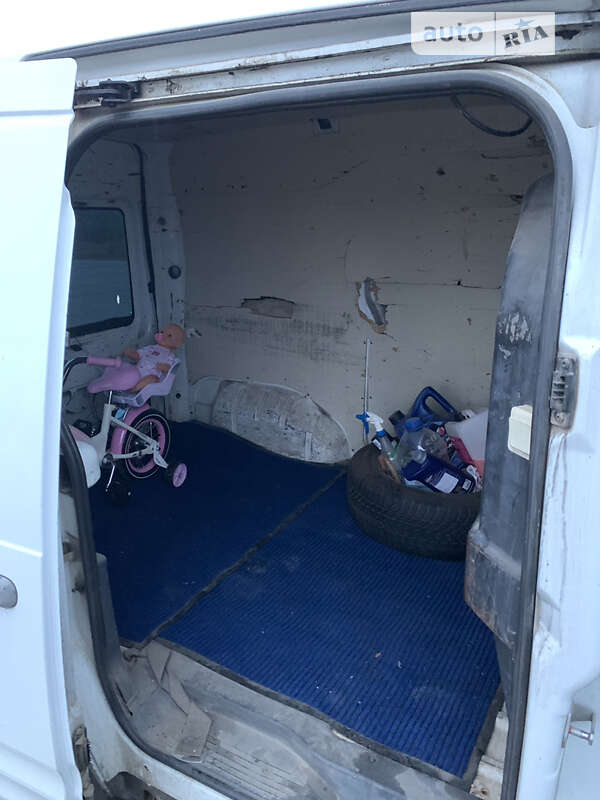 Грузовой фургон Ford Transit Connect 2007 в Баре