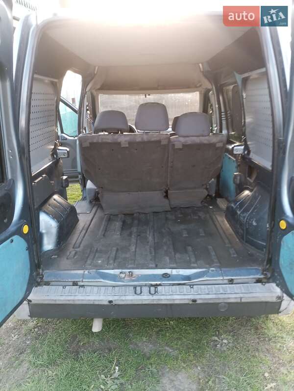 Мінівен Ford Transit Connect 2002 в Березному