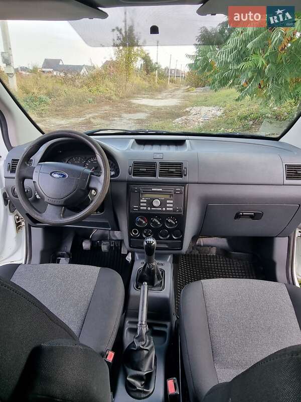 Минивэн Ford Transit Connect 2007 в 