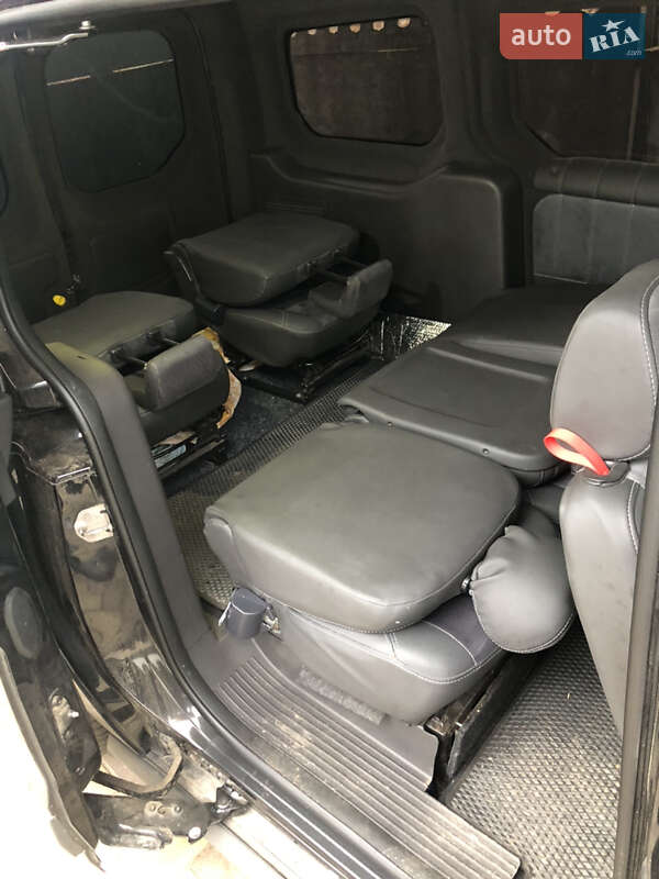 Мінівен Ford Transit Connect 2016 в Прилуках
