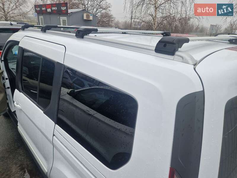 Мінівен Ford Transit Connect 2015 в Запоріжжі