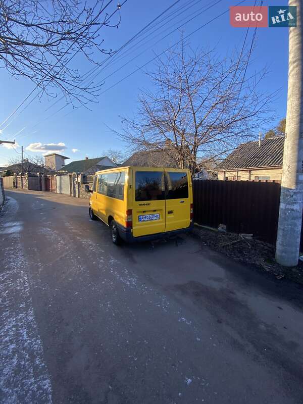 Минивэн Ford Transit Connect 2005 в 