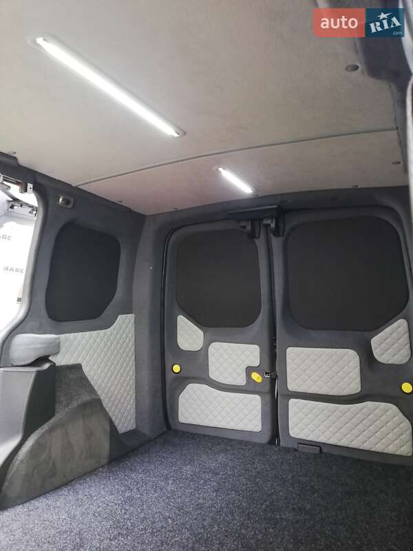 Вантажний фургон Ford Transit Connect 2013 в Житомирі