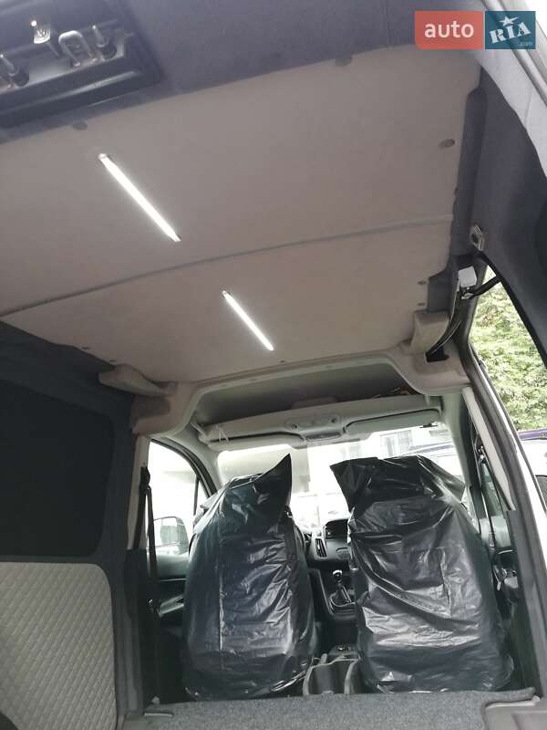 Вантажний фургон Ford Transit Connect 2013 в Житомирі