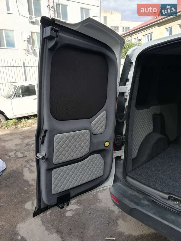 Вантажний фургон Ford Transit Connect 2013 в Житомирі