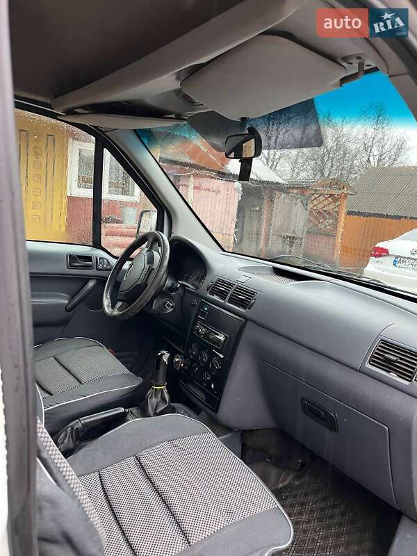 Мінівен Ford Transit Connect 2008 в Олевську