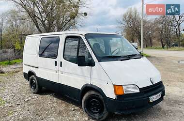 Минивэн Ford Transit Connect 2002 в 
