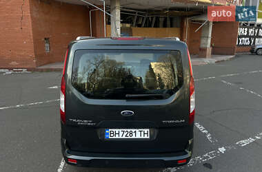 Минивэн Ford Transit Connect 2017 в 