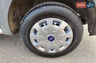 Грузовой фургон Ford Transit Connect 2009 в 