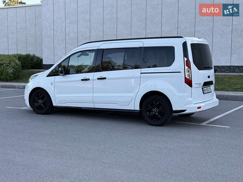 Минивэн Ford Transit Connect 2016 в Киеве