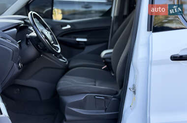 Минивэн Ford Transit Connect 2016 в 