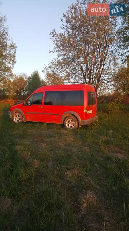 Минивэн Ford Transit Connect 2005 в Косове