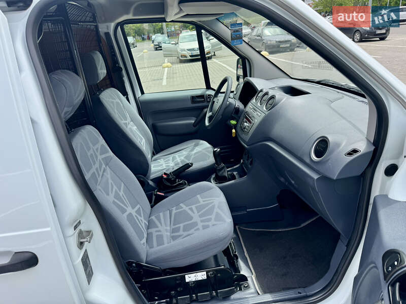 Грузовой фургон Ford Transit Connect 2013 в Одессе