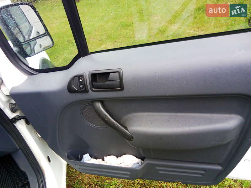 Мінівен Ford Transit Connect 2006 в Костопілі