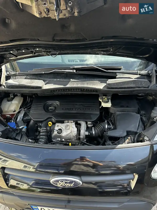 Грузопассажирский фургон Ford Transit Connect 2015 в 