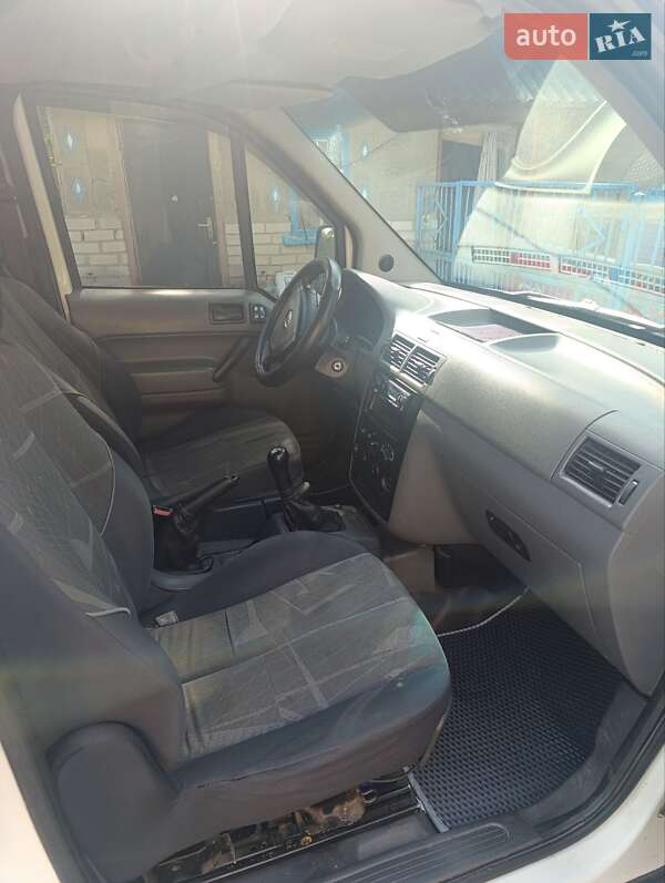 Мінівен Ford Transit Connect 2003 в Дніпрі