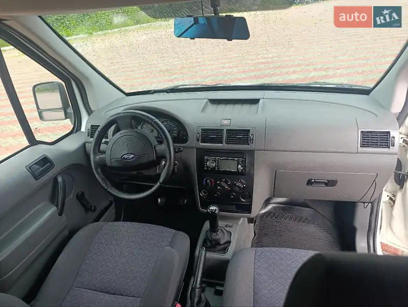 Минивэн Ford Transit Connect 2004 в 