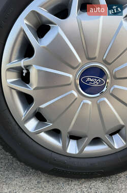 Мінівен Ford Transit Connect 2020 в 