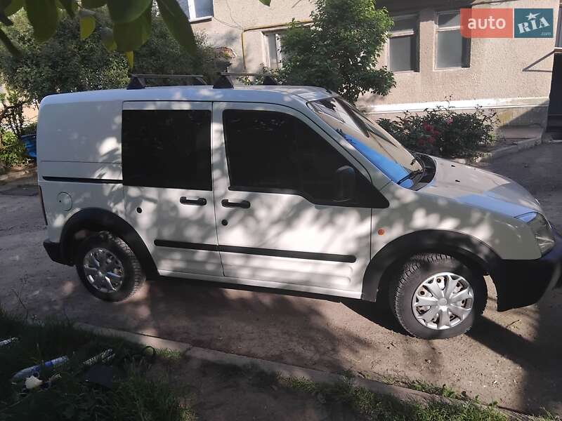 Мінівен Ford Transit Connect 2003 в Заліщиках
