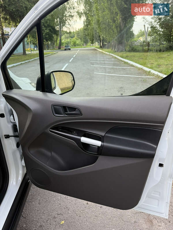 Минивэн Ford Transit Connect 2018 в Ровно фото 15 Минивэн Ford Transit Connect 2018 в Ровно