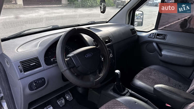 Минивэн Ford Transit Connect 2005 в Киеве