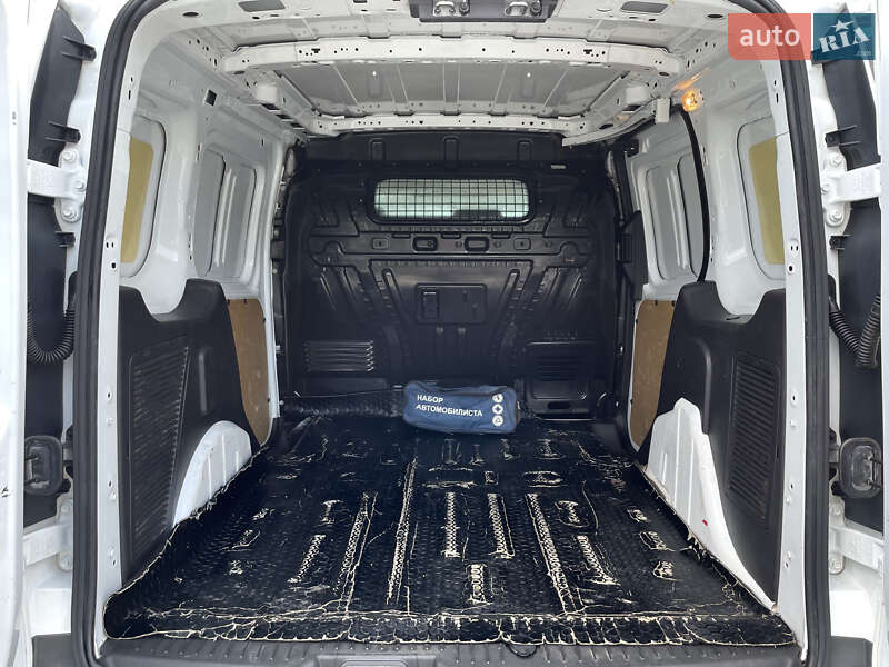 Вантажний фургон Ford Transit Connect 2016 в Львові фото 12 Вантажний фургон Ford Transit Connect 2016 в Львові