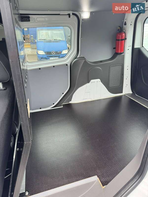 Грузовой фургон Ford Transit Connect 2020 в Луцке