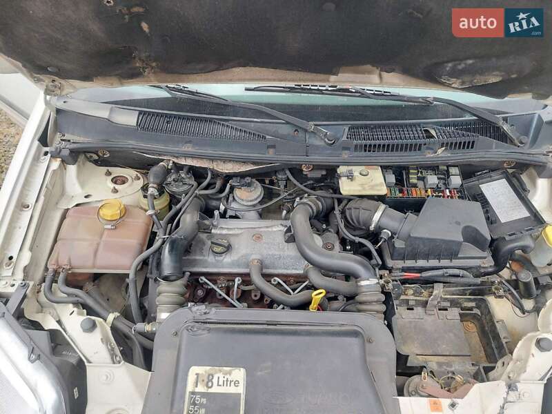 Мінівен Ford Transit Connect 2003 в Мукачевому
