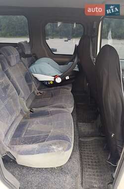 Минивэн Ford Transit Connect 2004 в 