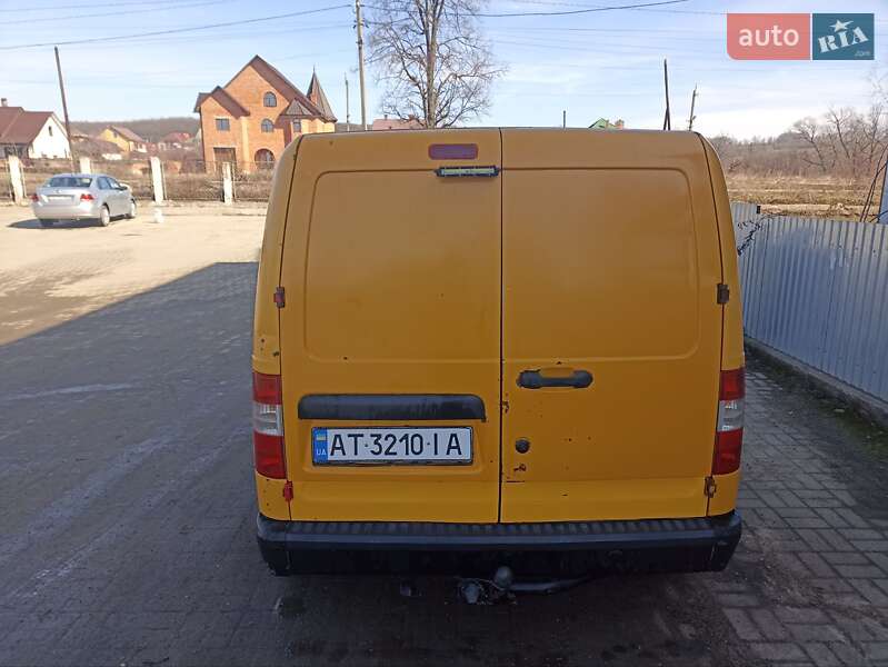 Вантажний фургон Ford Transit Connect 2004 в Сторожинці фото 15 Вантажний фургон Ford Transit Connect 2004 в Сторожинці