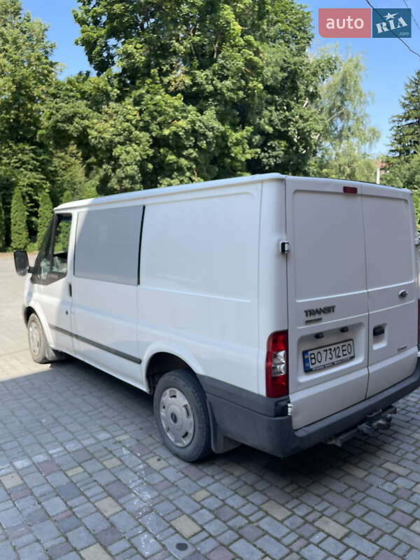 Вантажний фургон Ford Transit Connect 2013 в Хоросткові