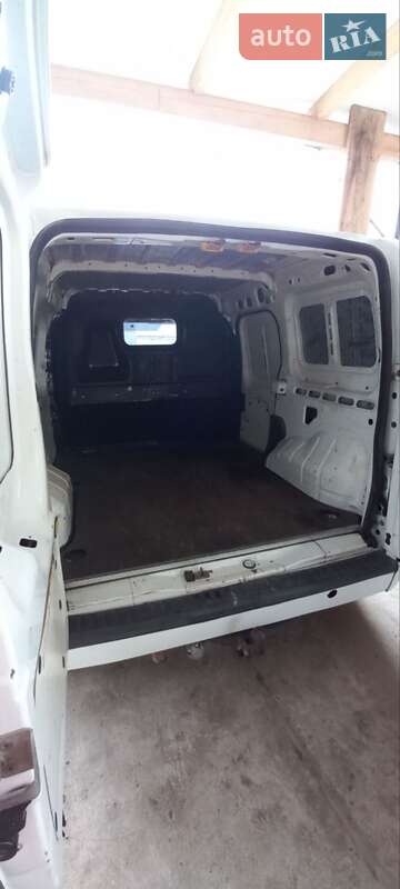 Грузовой фургон Ford Transit Connect 2012 в Вижнице