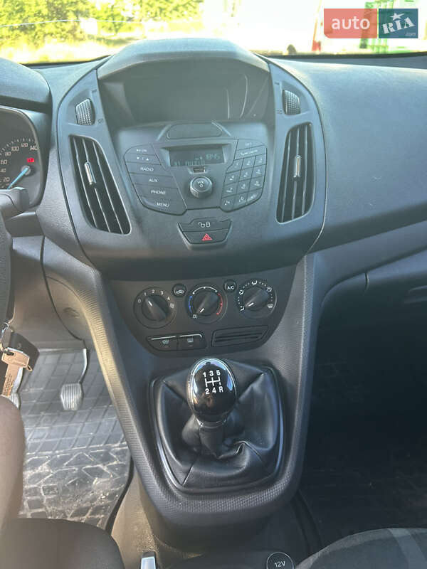 Вантажний фургон Ford Transit Connect 2016 в Зміїві