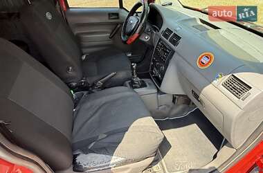 Минивэн Ford Transit Connect 2004 в 