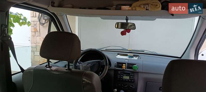 Мінівен Ford Transit Connect 2005 в Ямполі фото 3 Мінівен Ford Transit Connect 2005 в Ямполі