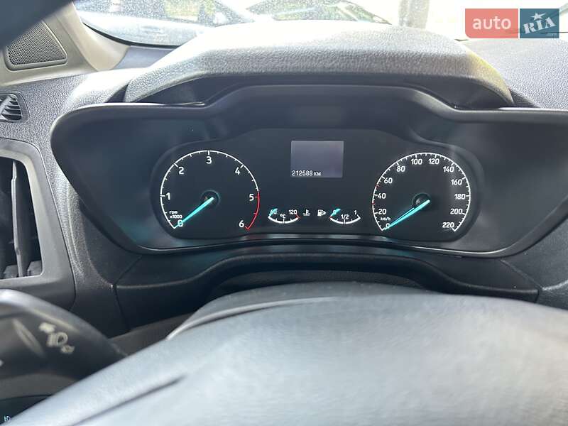 Вантажний фургон Ford Transit Connect 2019 в Івано-Франківську