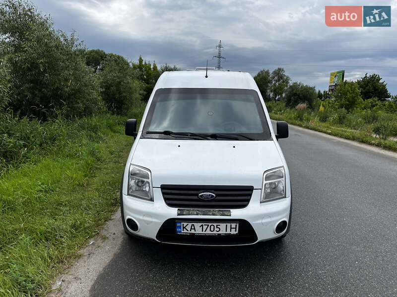 Грузовой фургон Ford Transit Connect 2011 в 