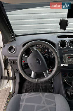 Грузовой фургон Ford Transit Connect 2011 в 