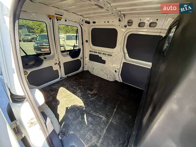 Грузовой фургон Ford Transit Connect 2009 в Ровно