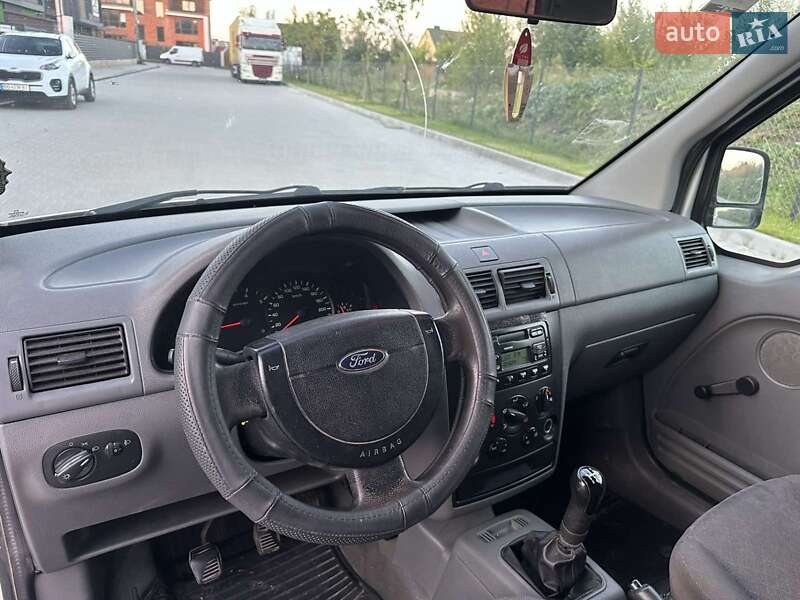 Вантажний фургон Ford Transit Connect 2005 в Тернополі