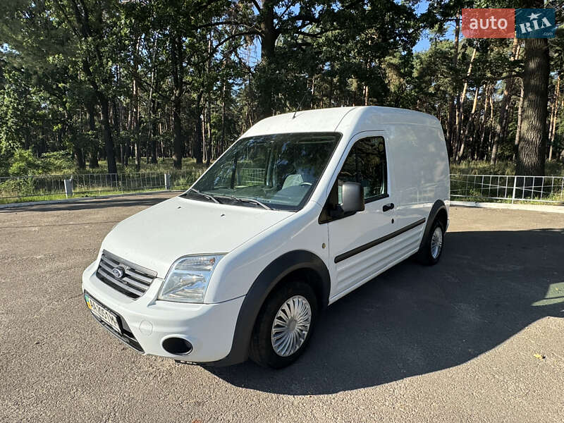 Грузовой фургон Ford Transit Connect 2012 в 