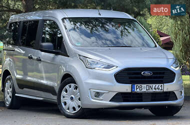 Минивэн Ford Transit Connect 2020 в 