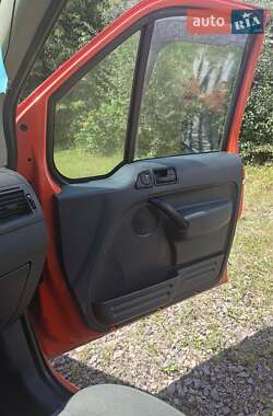 Грузовой фургон Ford Transit Connect 2007 в Тячеве